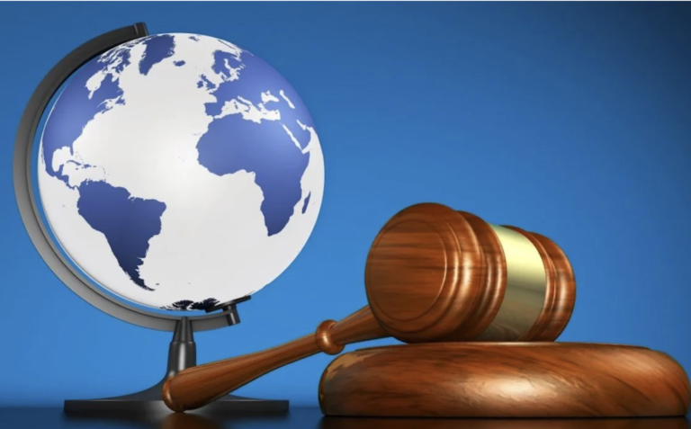 Derecho Internacional utópico: Operación «Furia Épica»